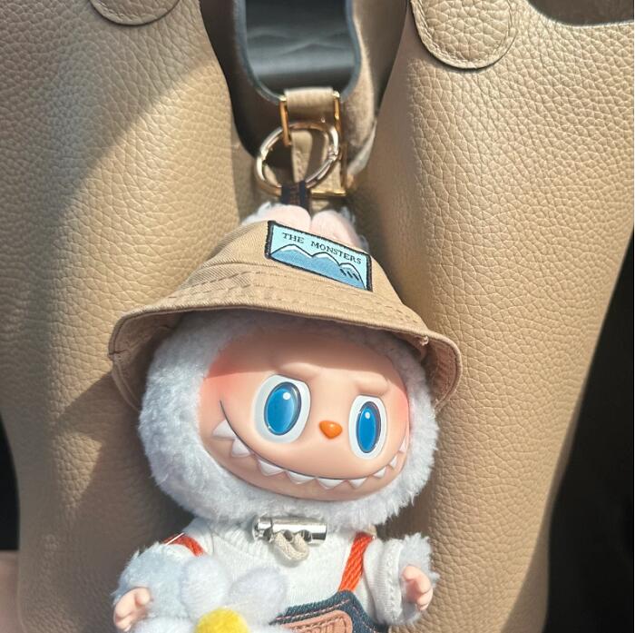 楽天市場】【◇正規品◇】Pop Mart Spring Blooming Labubu Series