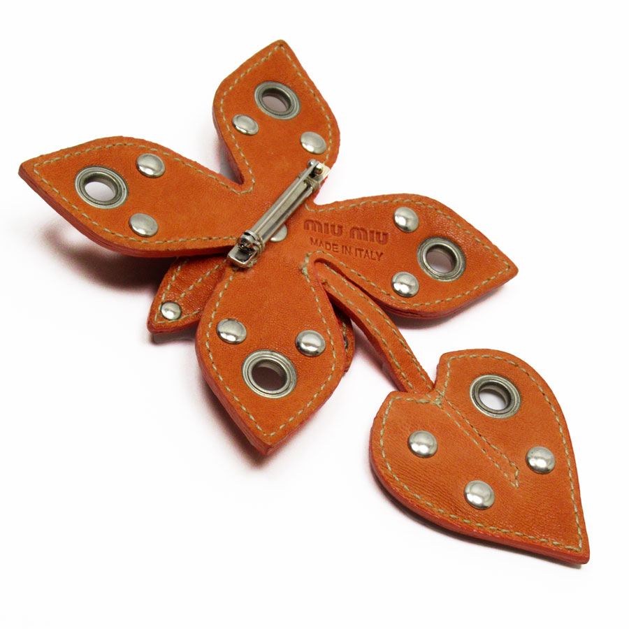 楽天市場】ミュウミュウ MIUMIU ブローチ レザー ブラウン系