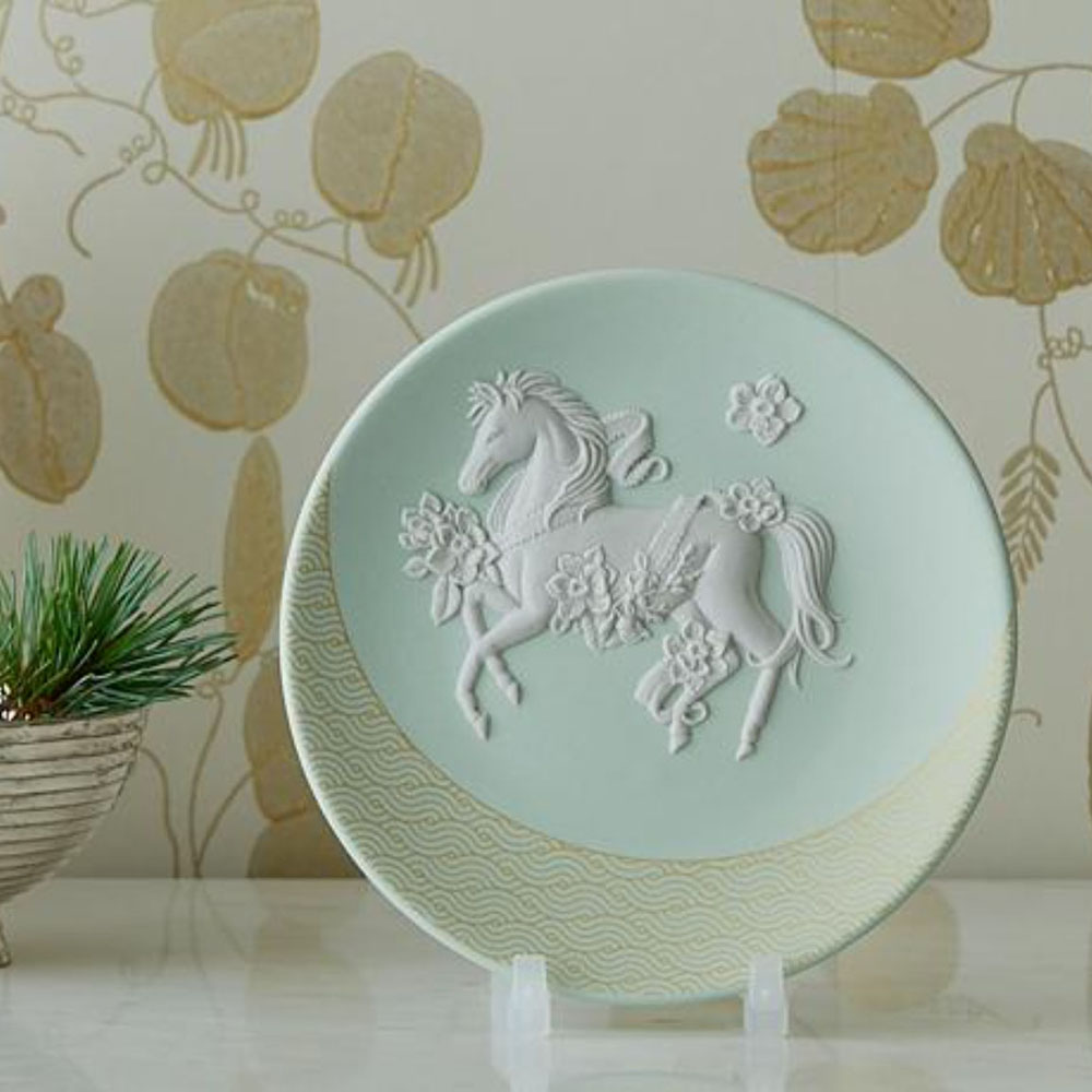 楽天市場】ウェッジウッドのイヤープレート ジャスパーウェア イヤー