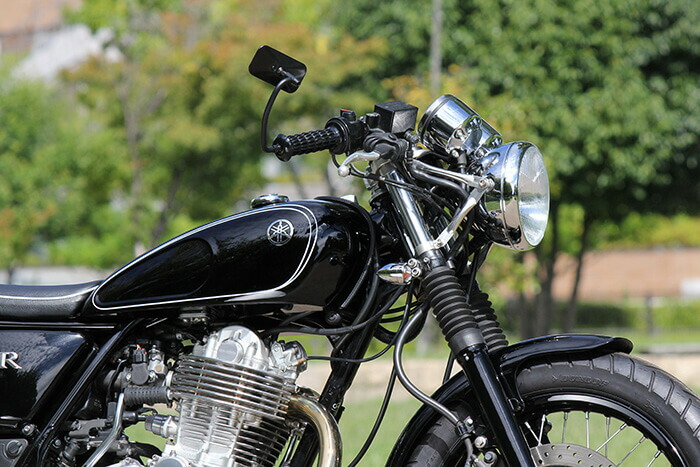 楽天市場】SR400/500 パイプライトステー GOODS（モーターガレージ