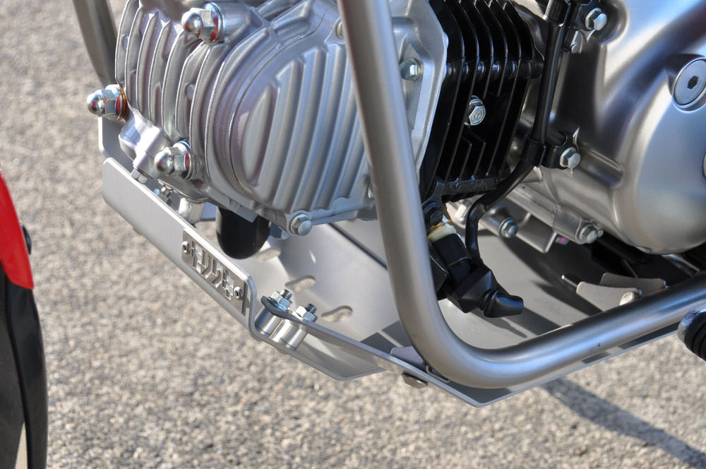 楽天市場】CT125ハンターカブ スキッドプレートシルバー MORIWAKI