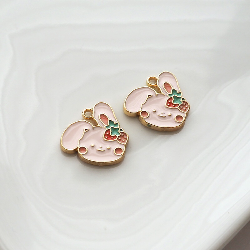 楽天市場】【2個入り】エポチャーム 苺うさぎ カン付き BLAZE 商用利用