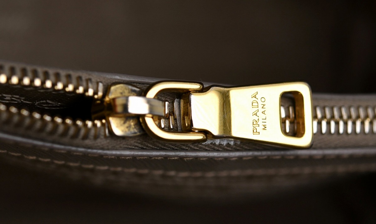 楽天市場】【バッグ】PRADA プラダ ハンドバッグ サフィアーノ