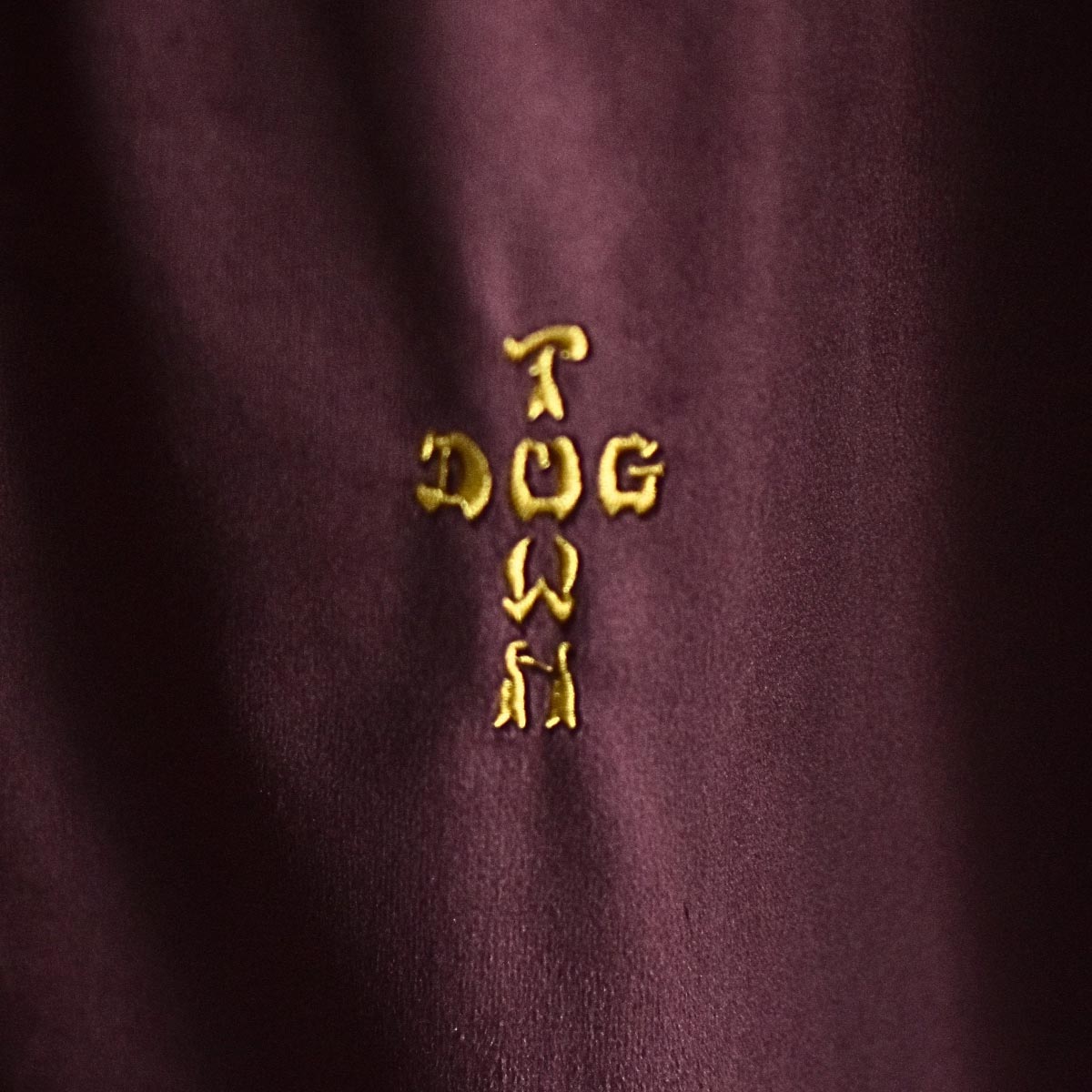 楽天市場】【送料無料】 DOGTOWN ドッグタウン DT VELOR TRACK JKT