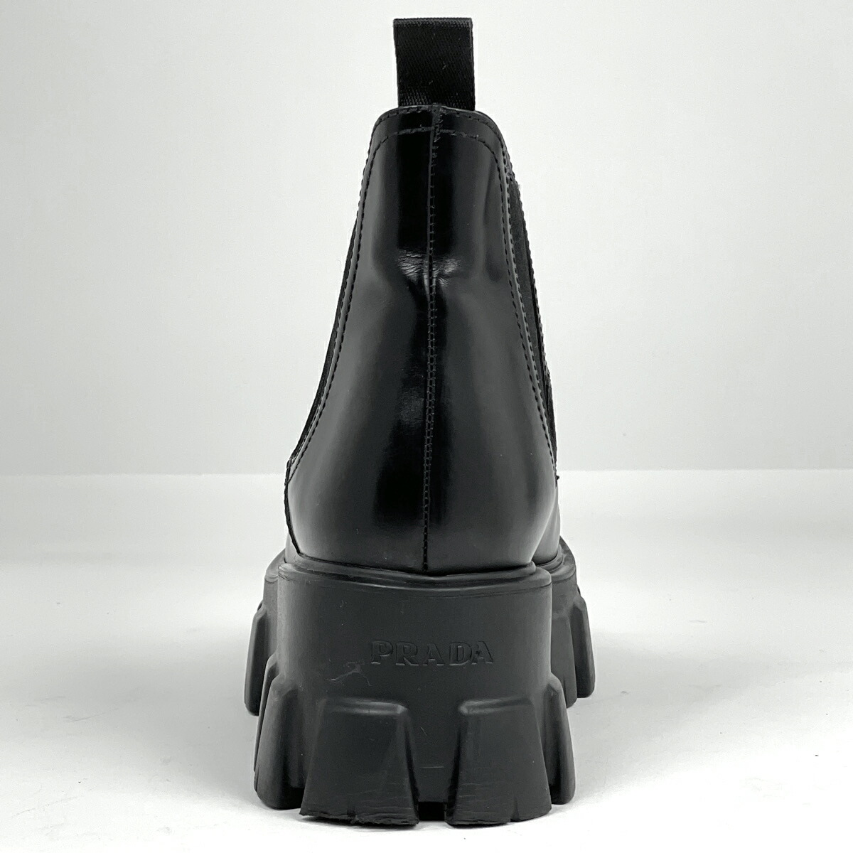 楽天市場】プラダ PRADA チェルシー ブーツ モノリス チャンキー