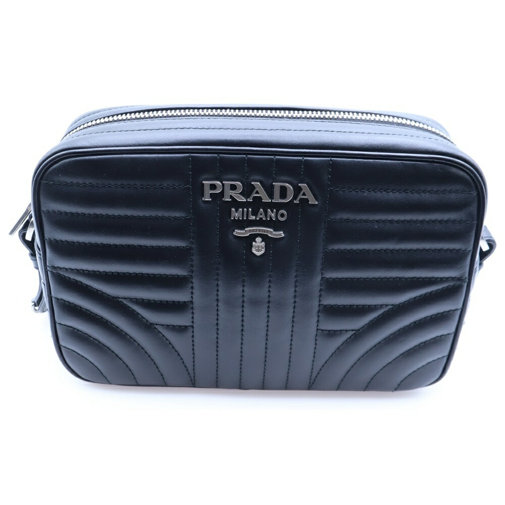 楽天市場】カメラバッグ（ブランドプラダ）（バッグ・小物・ブランド