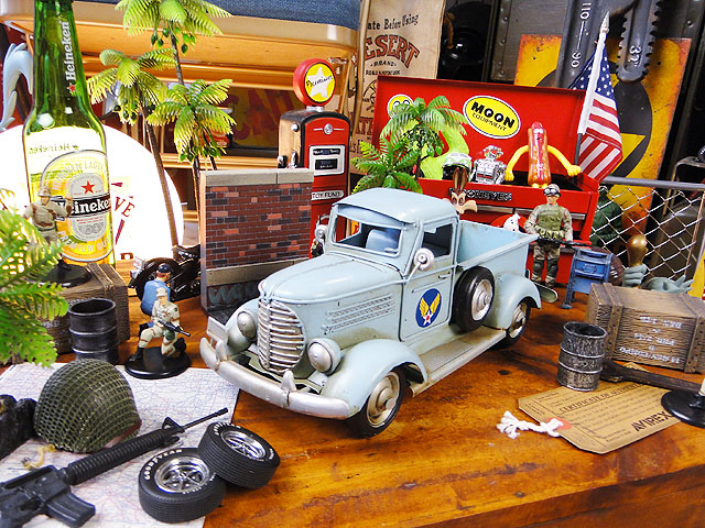 楽天市場】U.S.エアフォーストラック ブリキオブジェ アメリカン雑貨