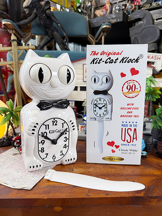 楽天市場】キットキャット クロック （ホワイトジェントルマン） MADE