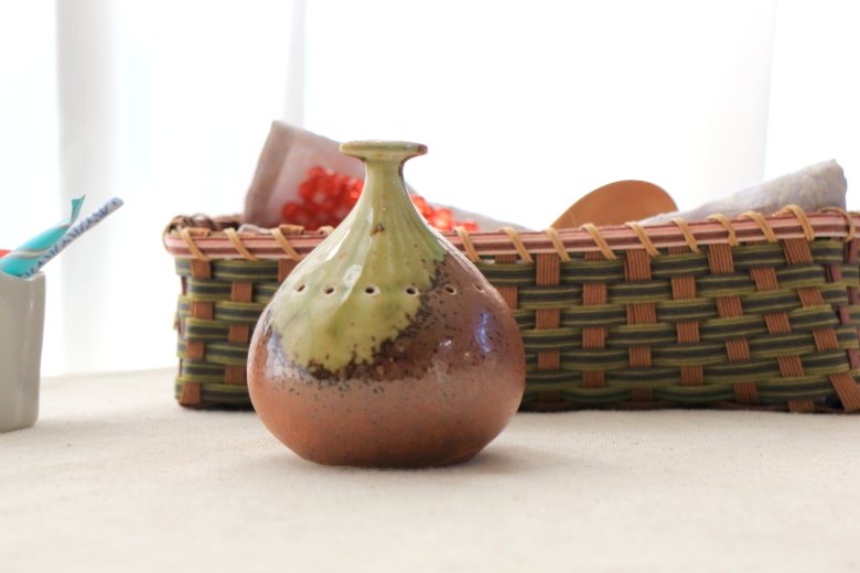 楽天市場】織部釉 ポプリケース 香り漂う 穴あき ケース サシェ 空間