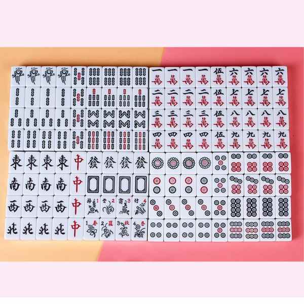 ☆レア☆未使用☆ ピンク色 麻雀牌 ☆レア☆未使用☆ ピンク色 麻雀牌