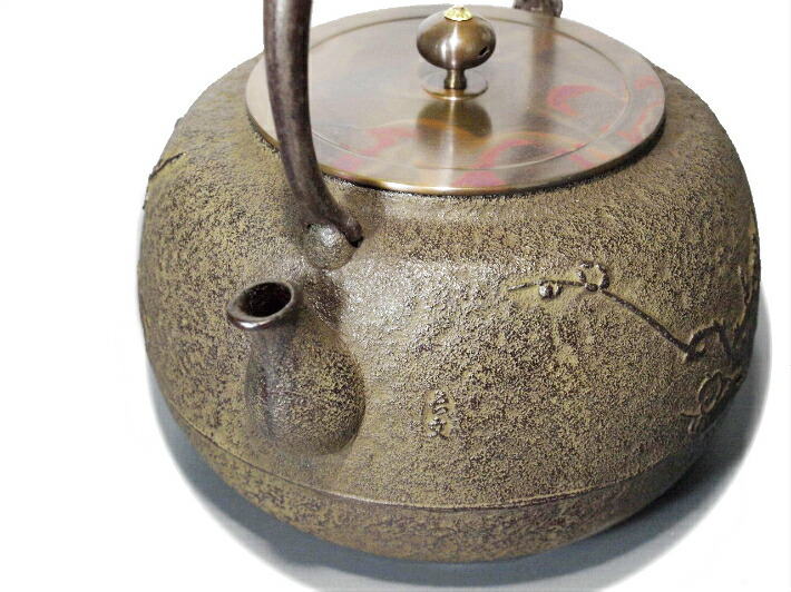 楽天市場】鉄瓶 南部鉄器 日本製 山形鋳物 長文堂 『上瓶手取梅』 2.4L