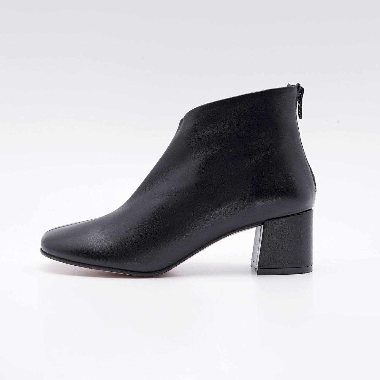 楽天市場】【SALE！20%OFF】モヒ MOHI スクエアトゥ レザーショート