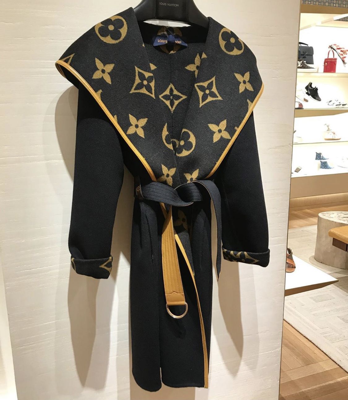 楽天市場】［PR］【極美品】LOUIS VUITTON ルイ・ヴィトン フーディ