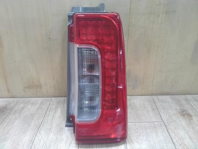 楽天市場】タント la600s テールランプ右の通販