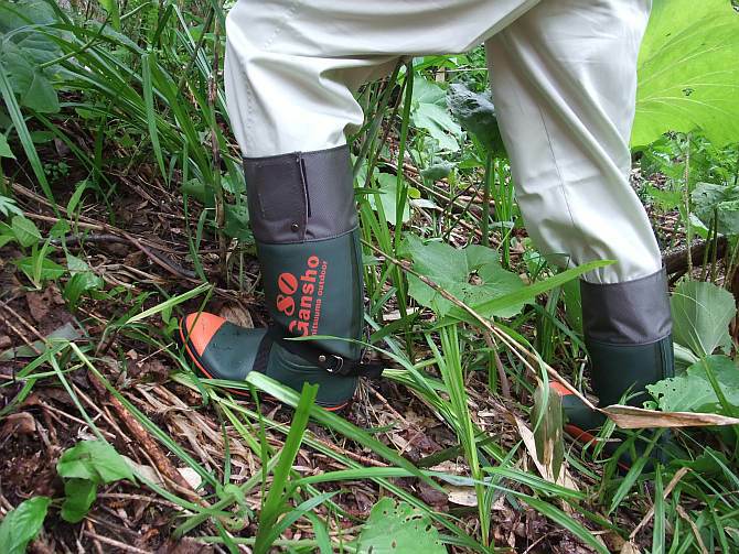 楽天市場】ミツウマ 岩礁80型NS ピンスパイク使用ノンスリップソール