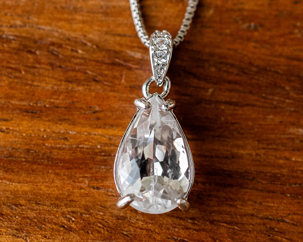 楽天市場】宝石鑑別書付き ロシア産 ロシアン フェナカイト 1.665ct