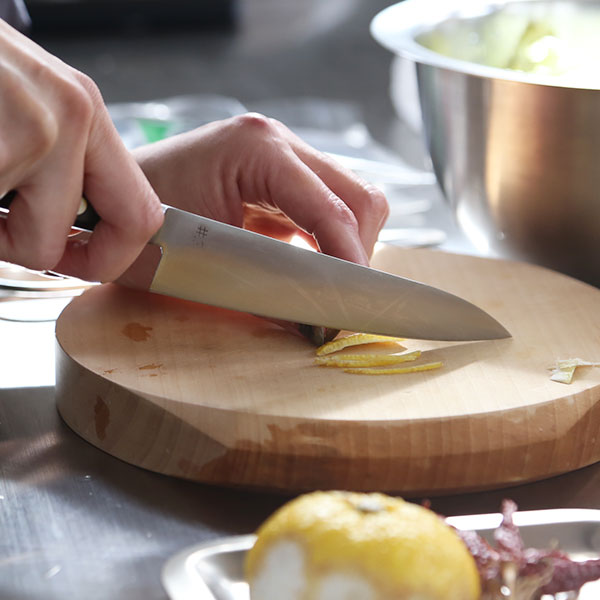 楽天市場】木屋 ペティナイフ 130mm 日本橋木屋 包丁 プロ仕様 鋼製 鍔