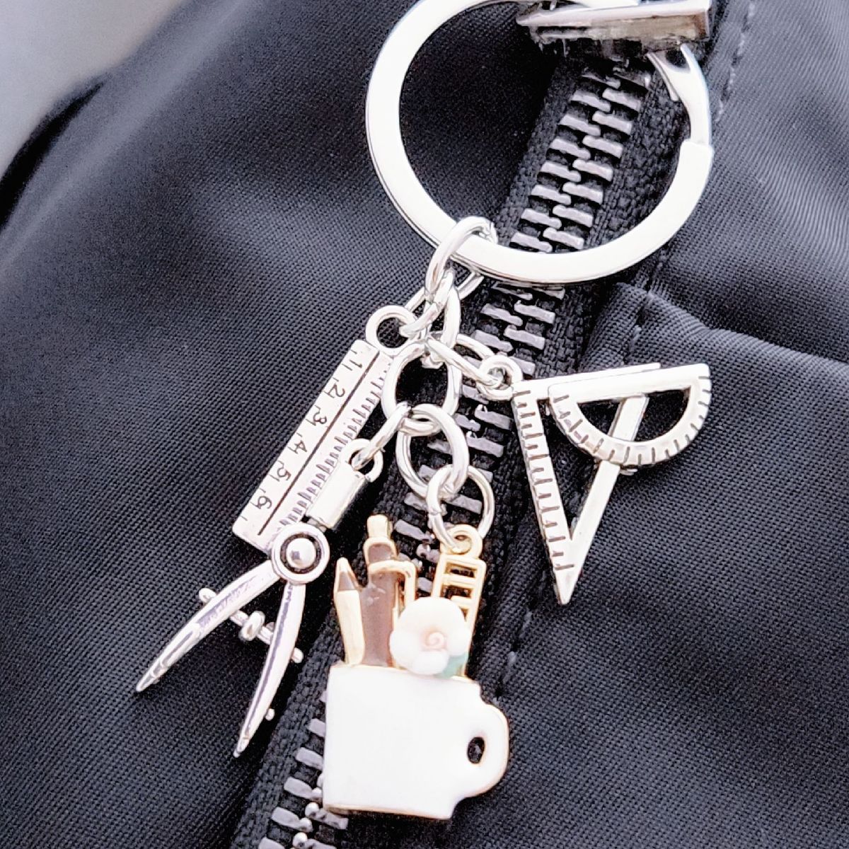 楽天市場】送料無料 キーホルダー キーリング バッグチャーム 文房具