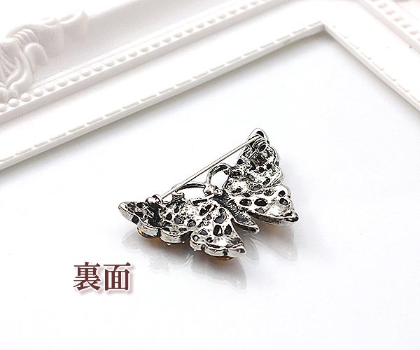 楽天市場】バタフライブローチ キラキラ 蝶 ブローチ レディース