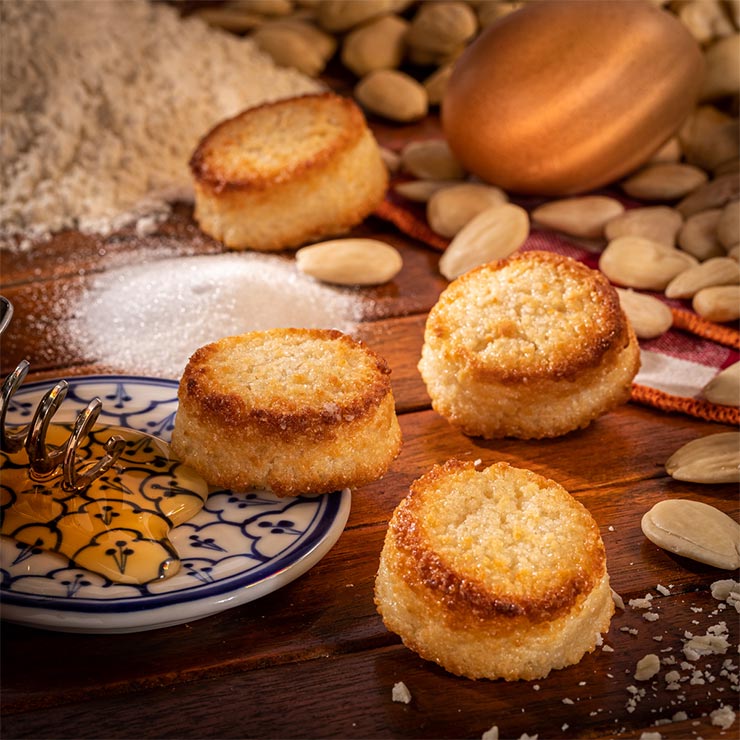 楽天市場】昔ながらのマカロン 箱入り 14個 マカロン・ダミアン