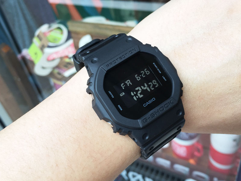 楽天市場】G-SHOCK - DW-5600BB-1JF 「Solid Colors」 ブラック[ CASIO