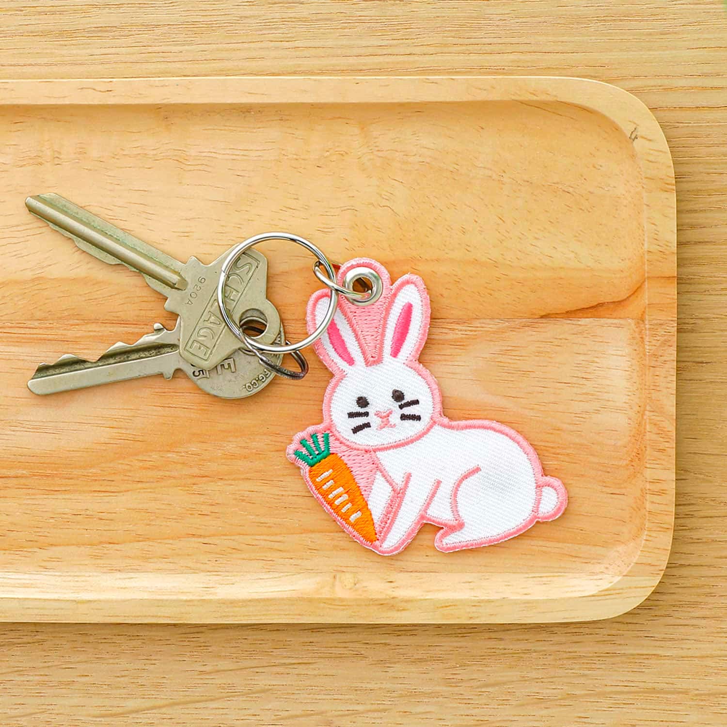 楽天市場】ニューレトロ スティッチワークキーホルダー （うさぎ