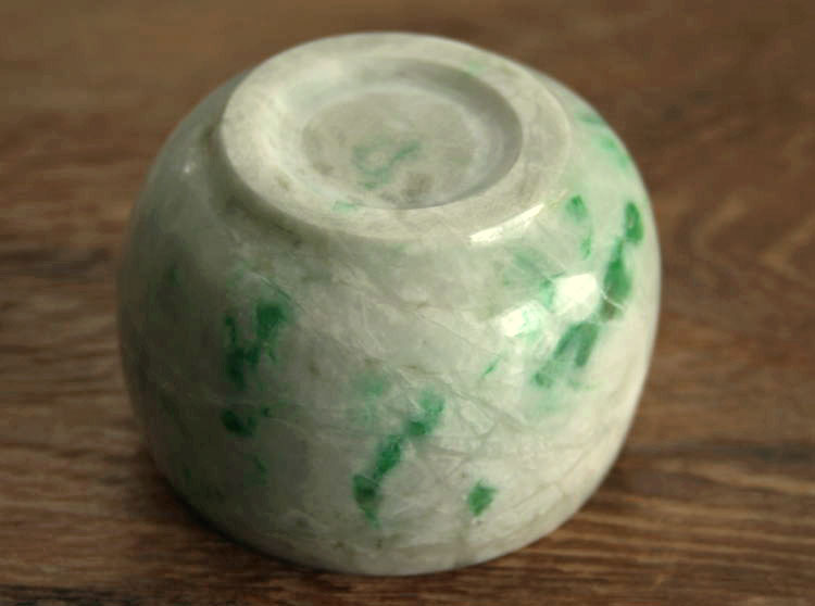 楽天市場】糸魚川翡翠ぐい呑み O00026翠雅 作 : 糸魚川ヒスイの店