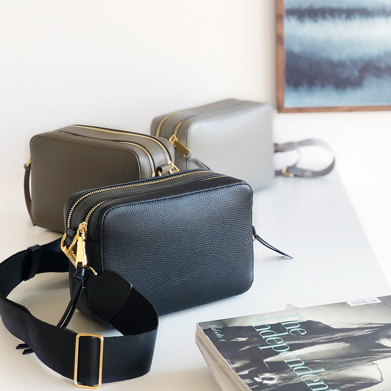 楽天市場】本革 ショルダーバッグ 斜めがけ ダブルジッパー レディース