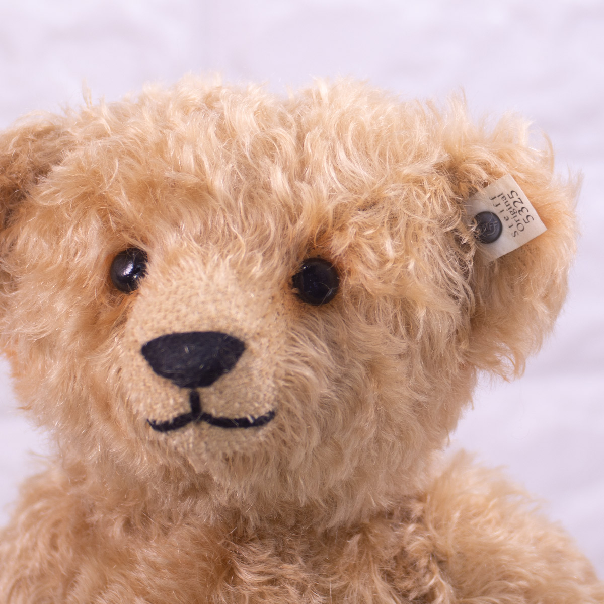 初回生産分「Steiff エヴァンゲリオン テディベア」特製スリーブ付き