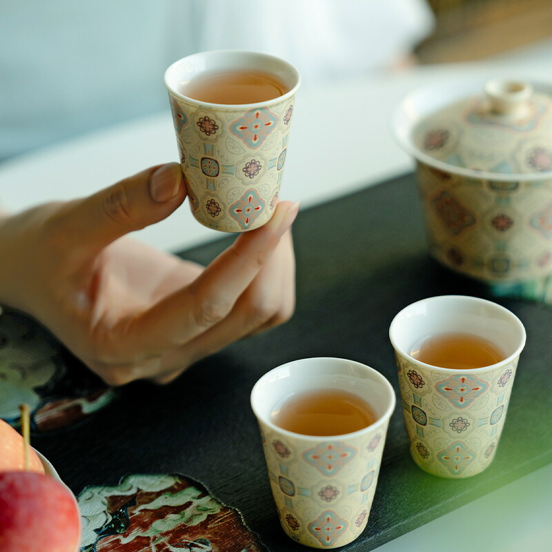 楽天市場】【吉・金紋】湯のみ 湯呑み お茶 コップ カップ盃 湯飲み