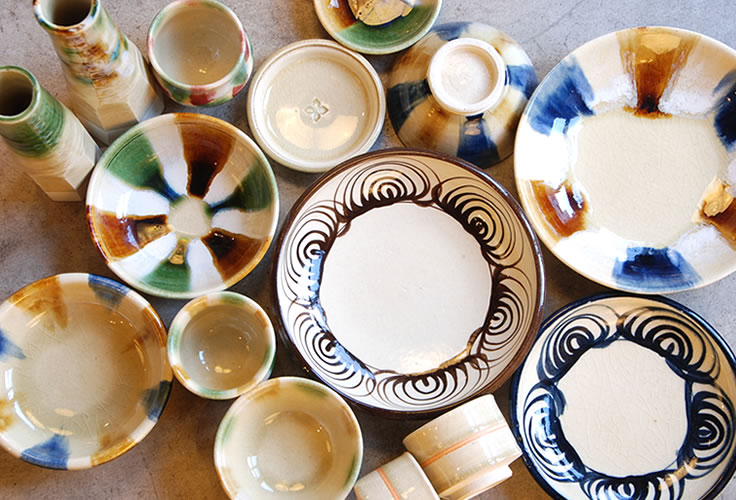 楽天市場】瀬戸本業窯 三彩皿 7.5寸 青緑白民藝 : iraka-イラカ-