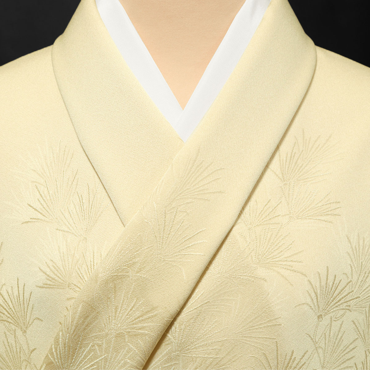 楽天市場】色無地 付下柄 高野槙 薄鶸茶【反物1反・胴裏1枚・共色八掛1