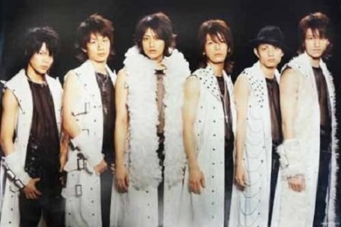 楽天市場】【中古】KAT-TUN (カトゥーン)【ポスター】・ 集合・ 2006