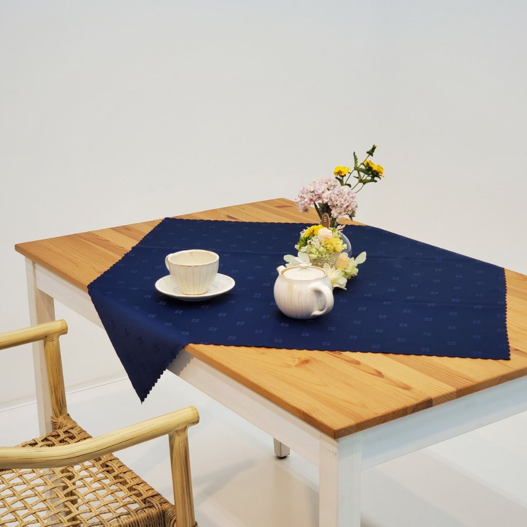 楽天市場】＼30%OFF！3/4～11限定／【送料無料】テーブルクロス 正方形