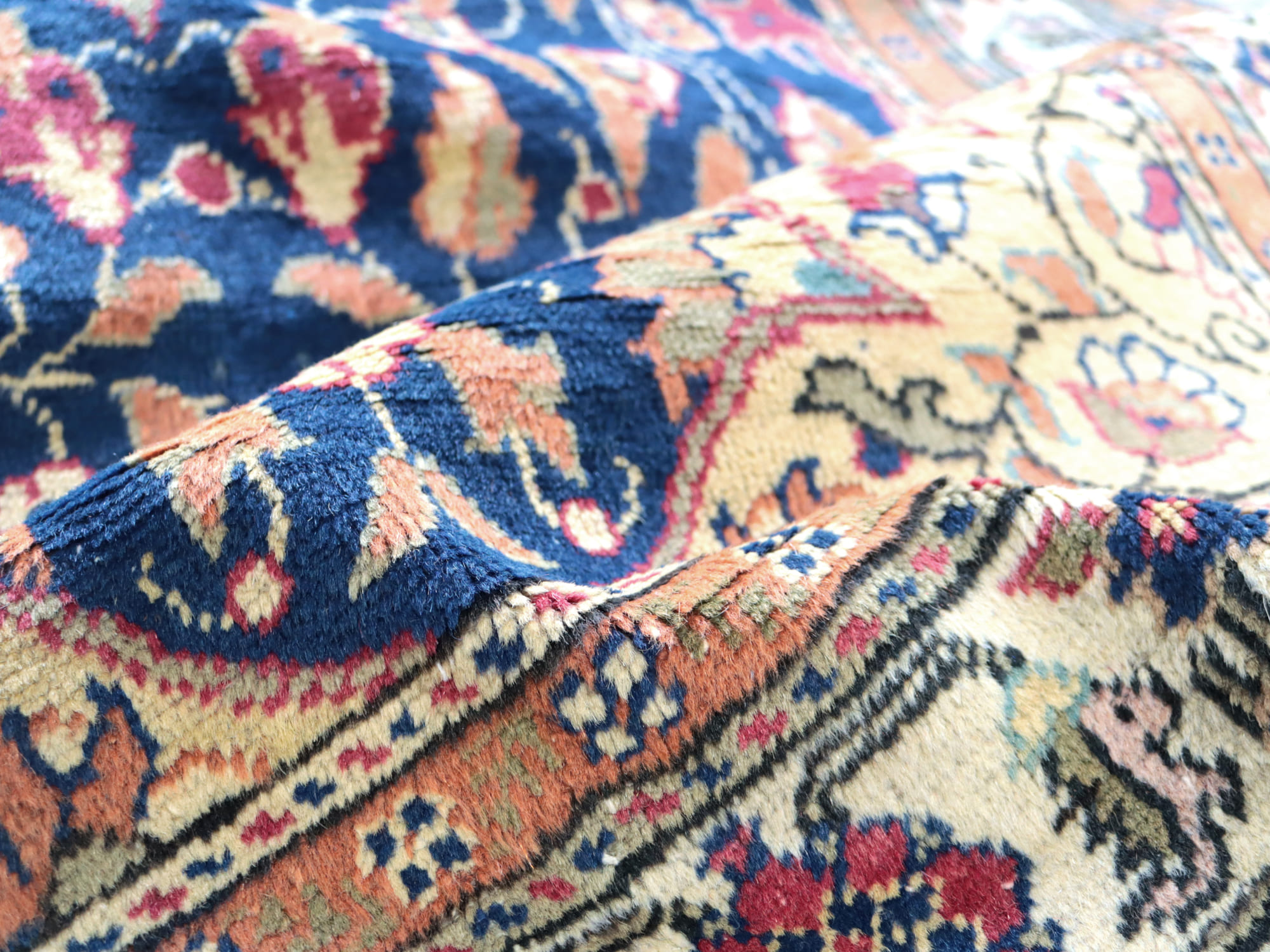 楽天市場】トルコ 手織り絨毯 189×99cmコンヤ地方のフラワーメダリオン