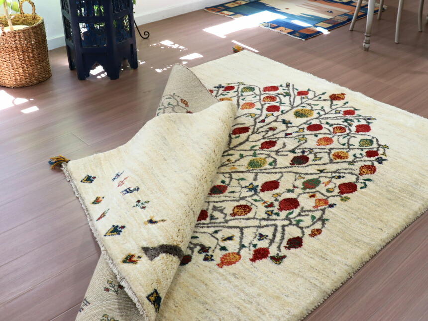 楽天市場】ギャッベ イラン製 カシュガイ族手織り 200×155cm