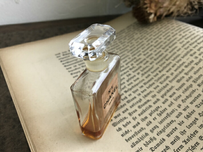 楽天市場】ビンテージ CHANEL No.5 香水瓶 a : Antique 來乎舎