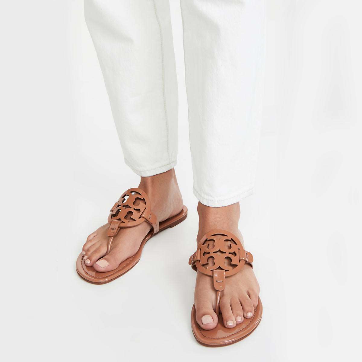 楽天市場】トリーバーチ サンダル 靴 レディース トング ミラー