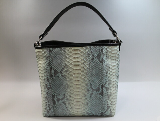 楽天市場】【もれなくポイント10倍】パイソン バッグ 本革 ブルー 日本