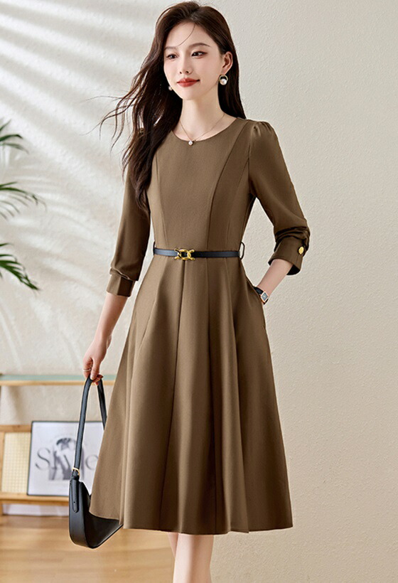 楽天市場】きれいめ ワンピース 黒 aライン ワンピース 膝丈 フレア