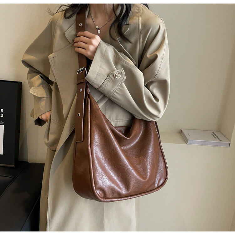 楽天市場】【土日10%OFFクーポン発行中】 PUレザーショルダーバッグ