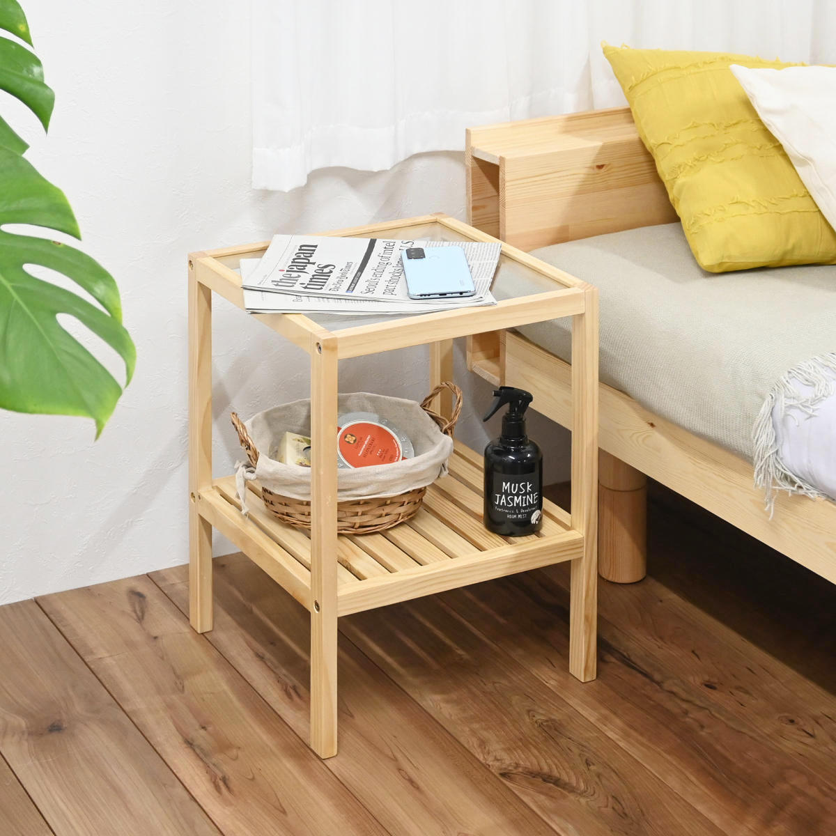 楽天市場】サイドテーブル ガラス天板 天然木フレーム 棚付 約36cm角