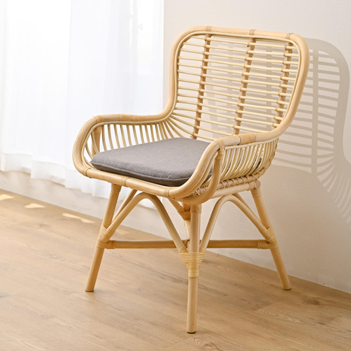 楽天市場】ダイニングチェア ラタン 座面高45cm クッション付 Breeze