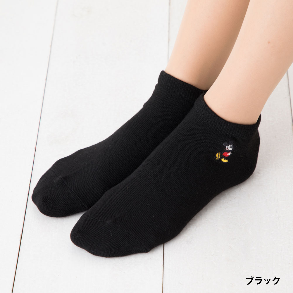楽天市場】ミッキーマウス ワンポイント刺繍 スニーカー丈ソックス