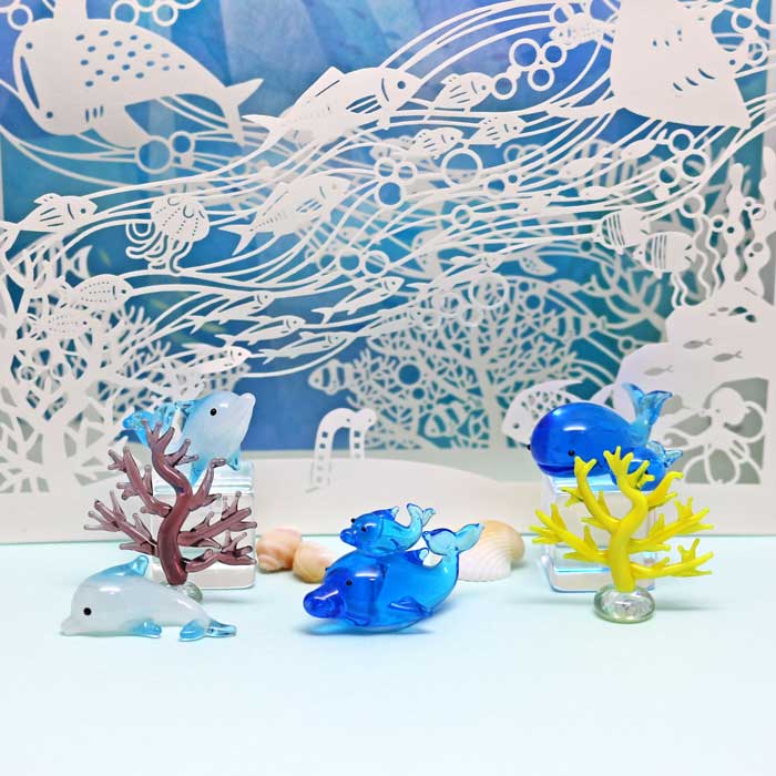 楽天市場】ガラス細工 ミニイルカ(尾上) イルカ dolphin 海豚 魚 海
