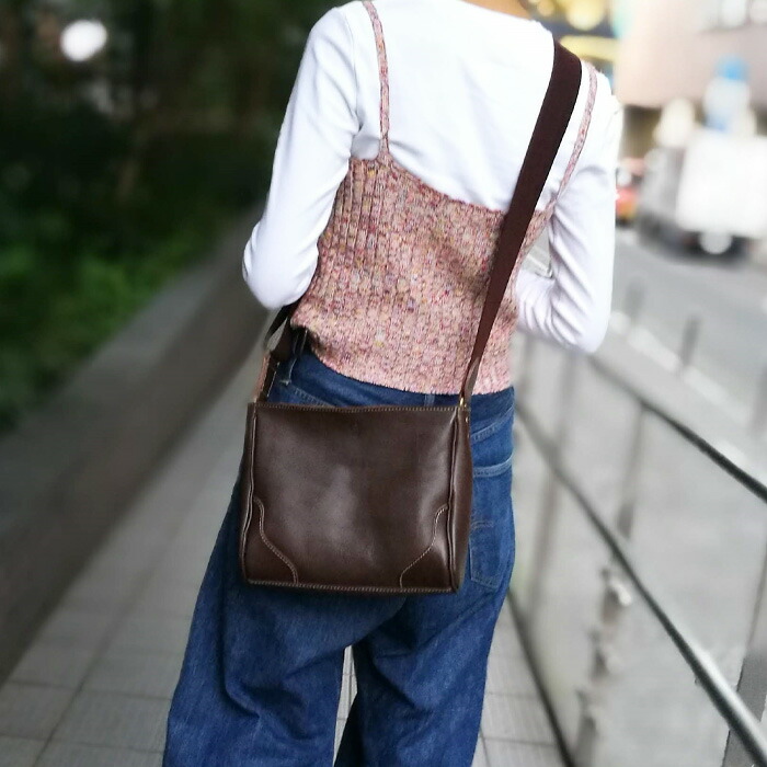 楽天市場】ショルダーバッグ メンズ レディース 斜めがけ 大人 軽量 本