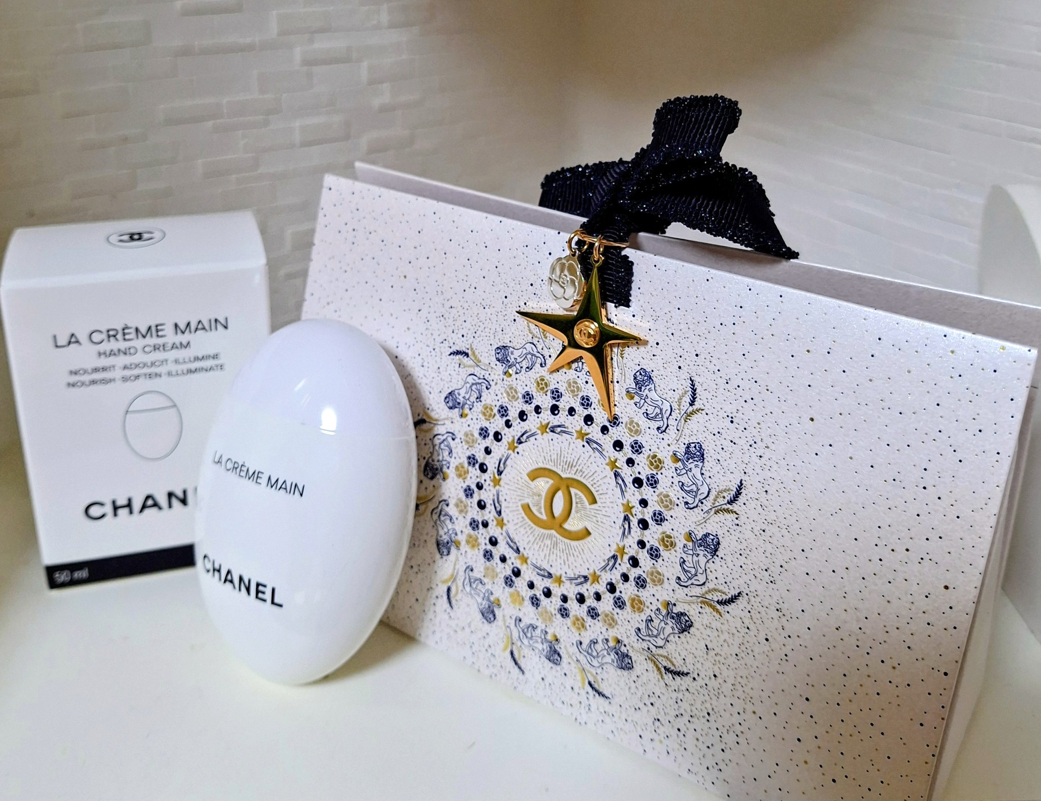 値下げ‼︎ CHANEL ユイル ア オングル ラ クレーム マン ギフト