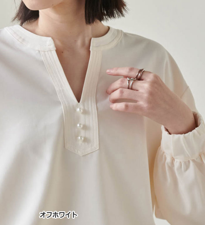 楽天市場】3つの機能付 パール調ボタン付スキッパーブラウス