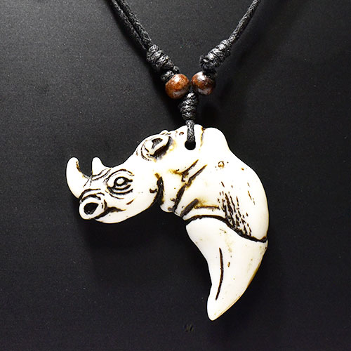 楽天市場】チベット密教 ヤクの骨 彫刻 カービング サイ 角（ホーン