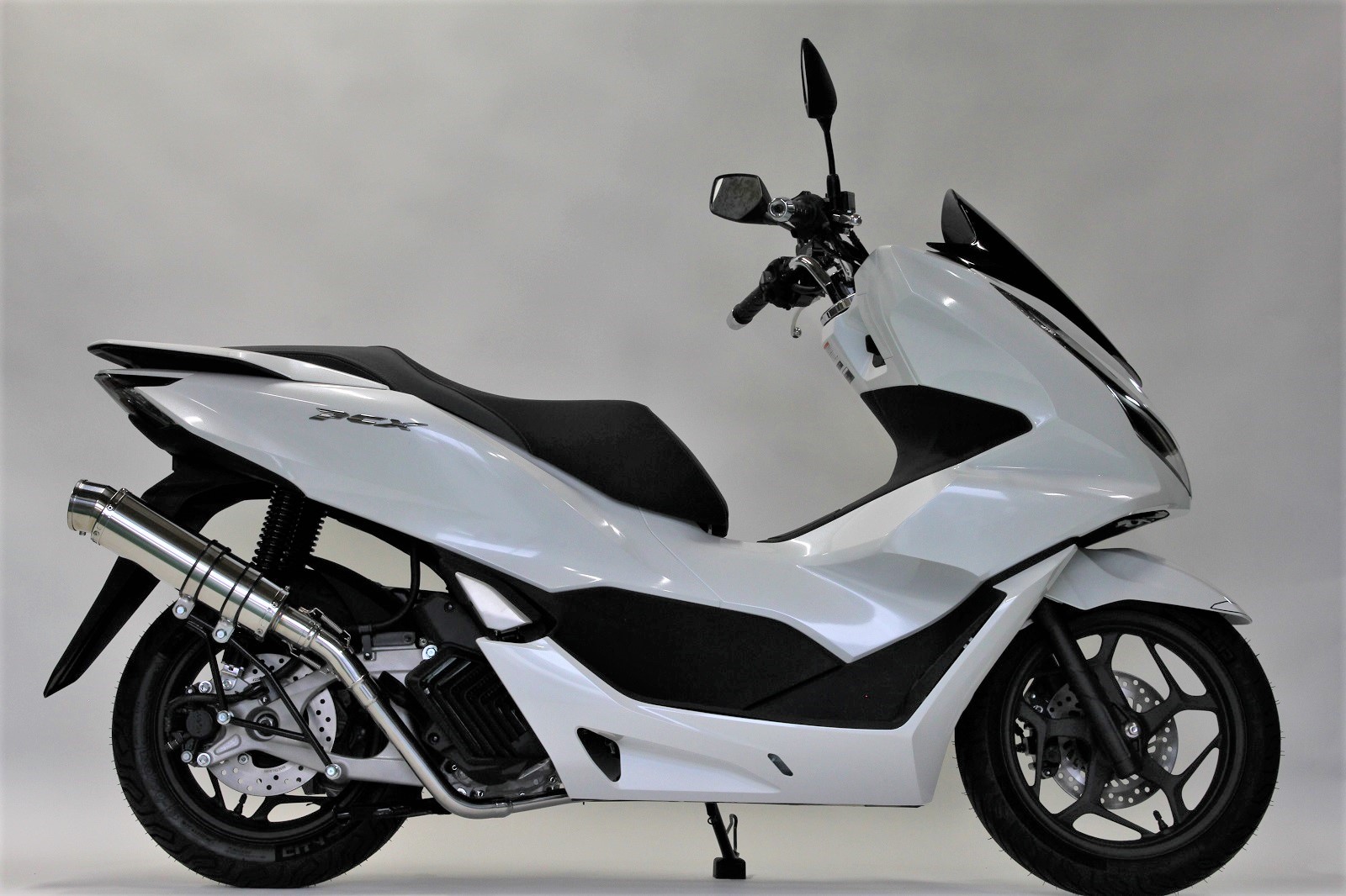 楽天市場】最新モデル対応！ PCX160 バイクマフラー 2BK-KF47 8BJ-KF47